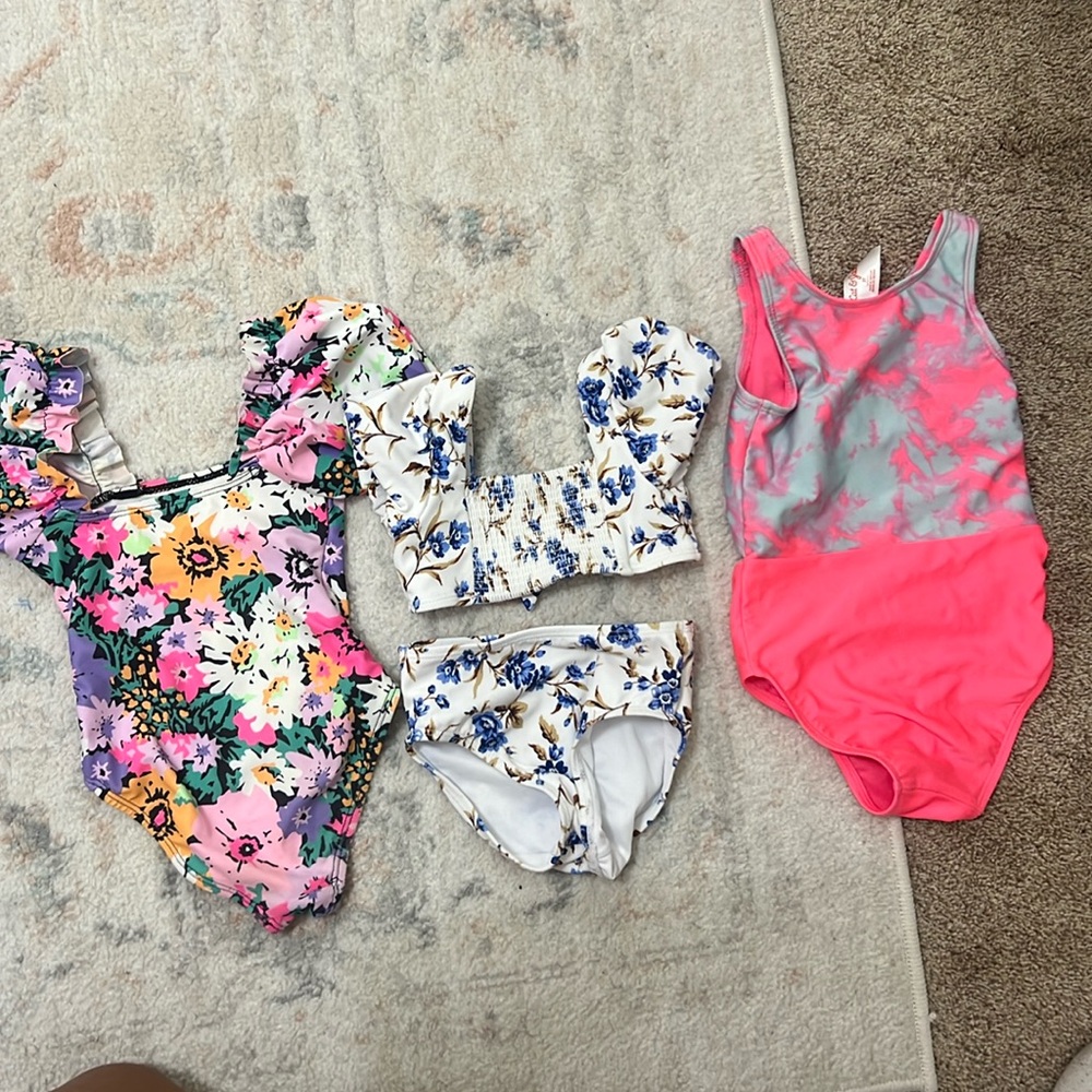 Girls swim set